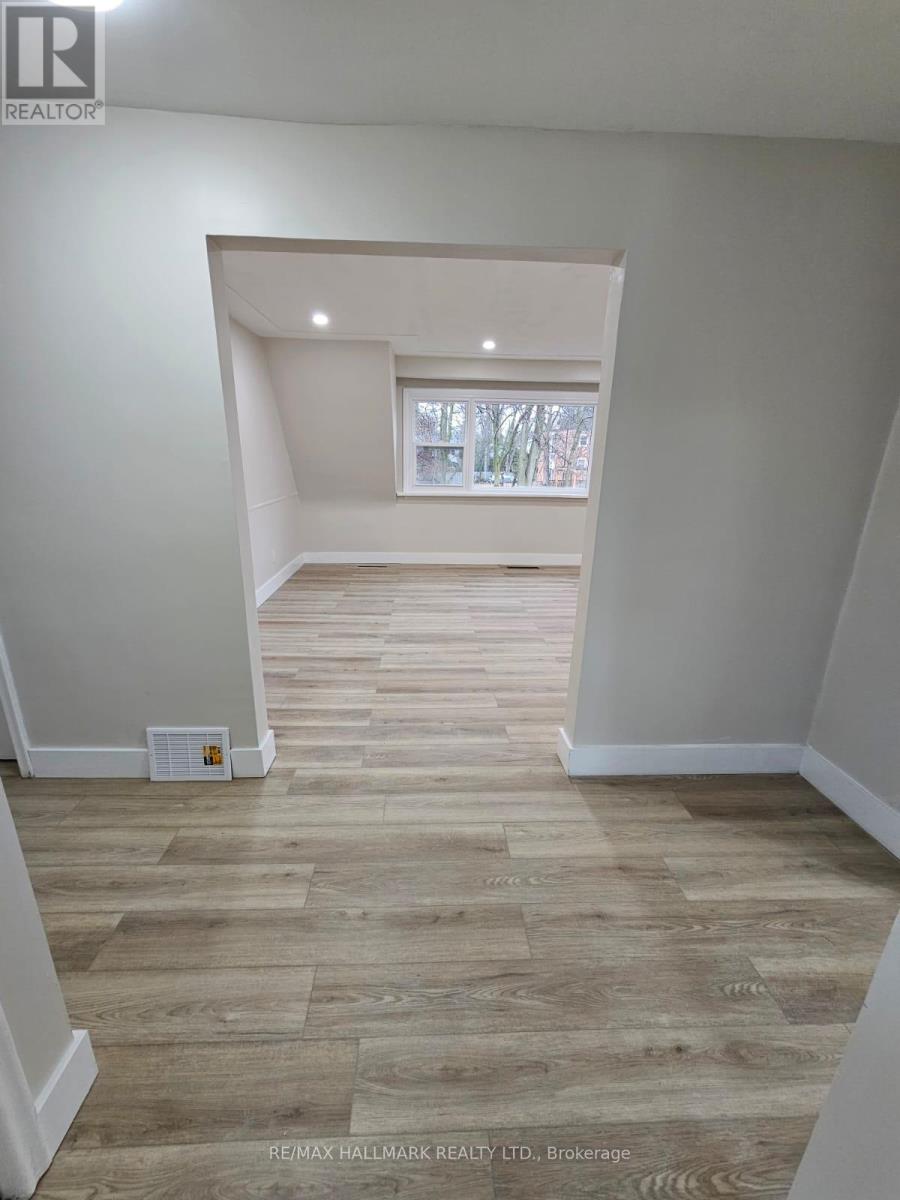 3 - 159 Richmond Street, Richmond Hill, Ontario  L4C 3Y7 - Photo 12 - N12993392