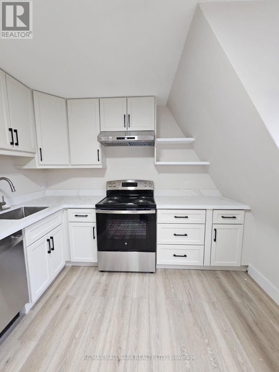 3 - 159 Richmond Street, Richmond Hill, Ontario  L4C 3Y7 - Photo 7 - N12993392