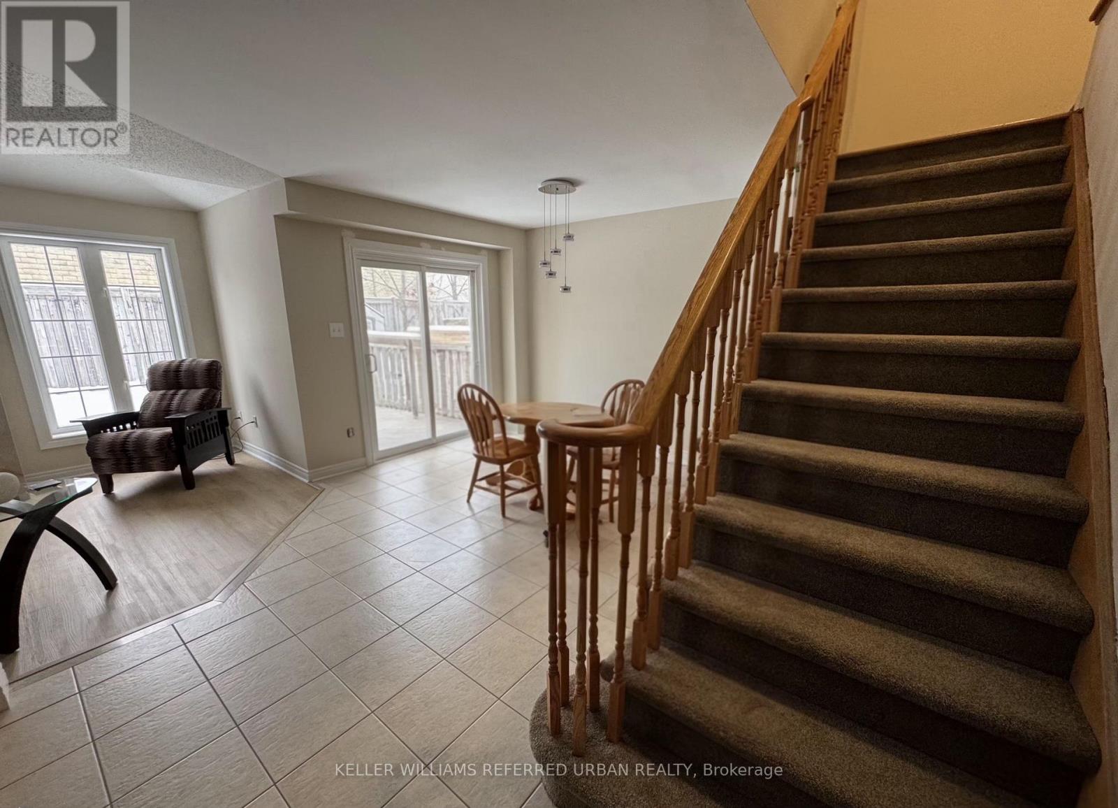 129 Dolce Crescent, Vaughan, Ontario  L4H 3C8 - Photo 4 - N12993410