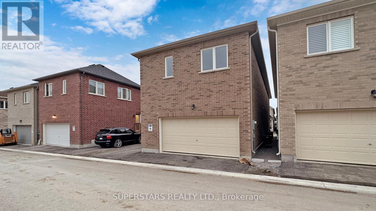Coach - 4 Waterleaf Road, Markham, Ontario  L6B 1N9 - Photo 14 - N12993448
