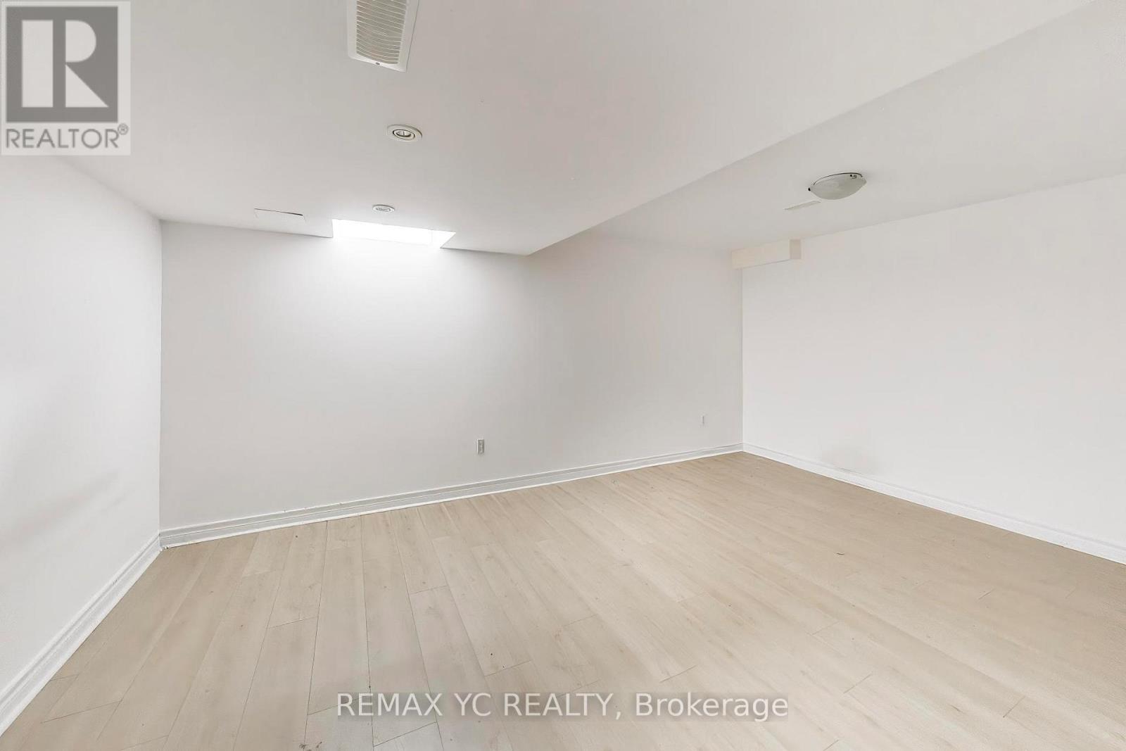 151 Amulet Crescent, Richmond Hill, Ontario  L4S 2T5 - Photo 22 - N12993464