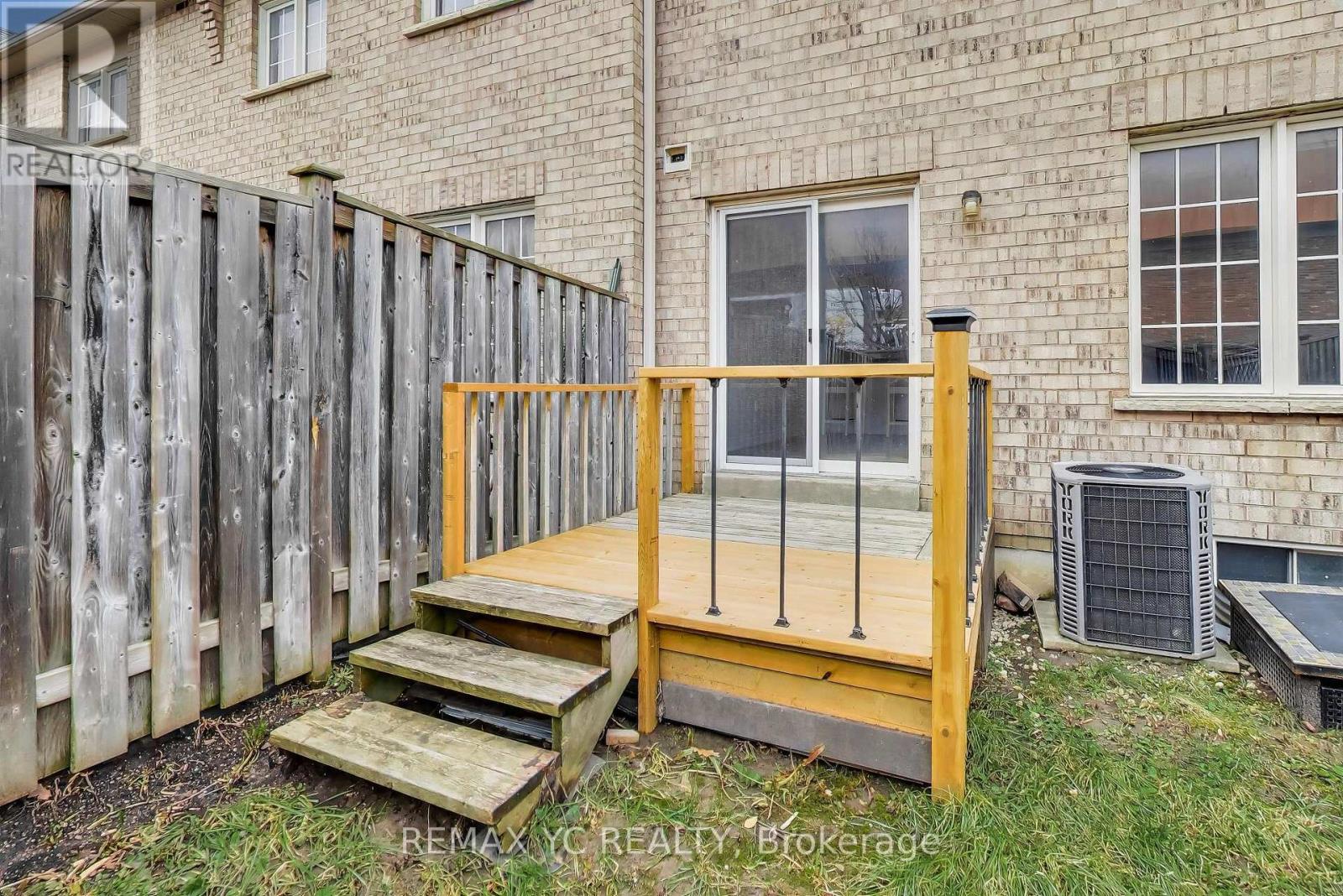 151 Amulet Crescent, Richmond Hill, Ontario  L4S 2T5 - Photo 32 - N12993464