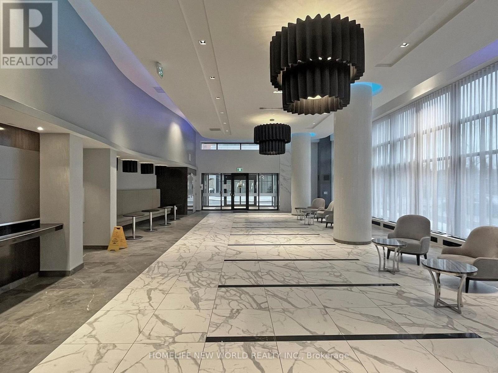 2410 - 105 Oneida Crescent, Richmond Hill, Ontario  L4B 0H6 - Photo 11 - N12993472