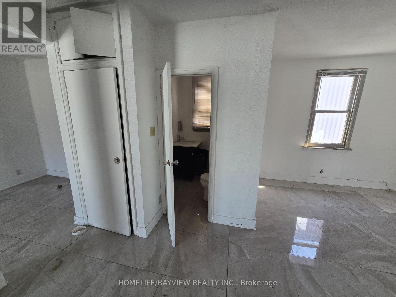 45 Observatory Lane, Richmond Hill, Ontario  L4C 8K9 - Photo 27 - N12993478