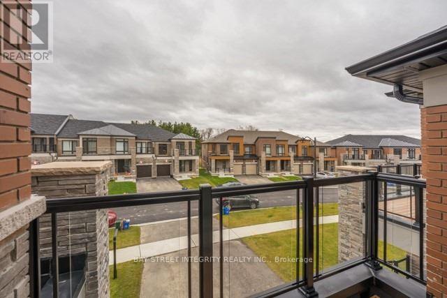 49 Badgerow Way, Aurora, Ontario  L4G 0Z5 - Photo 14 - N12993484