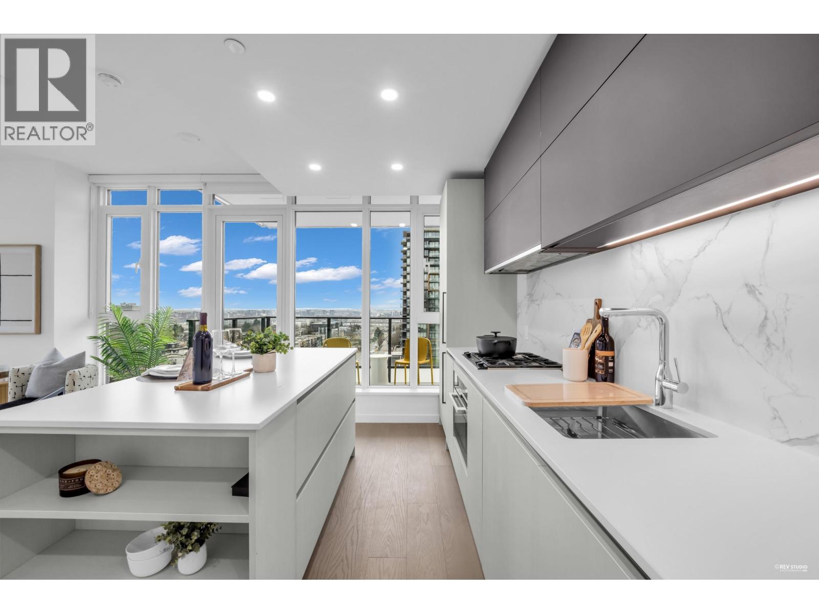 705 8415 Granville Street, Vancouver, British Columbia  V6P 0M2 - Photo 19 - R3110483