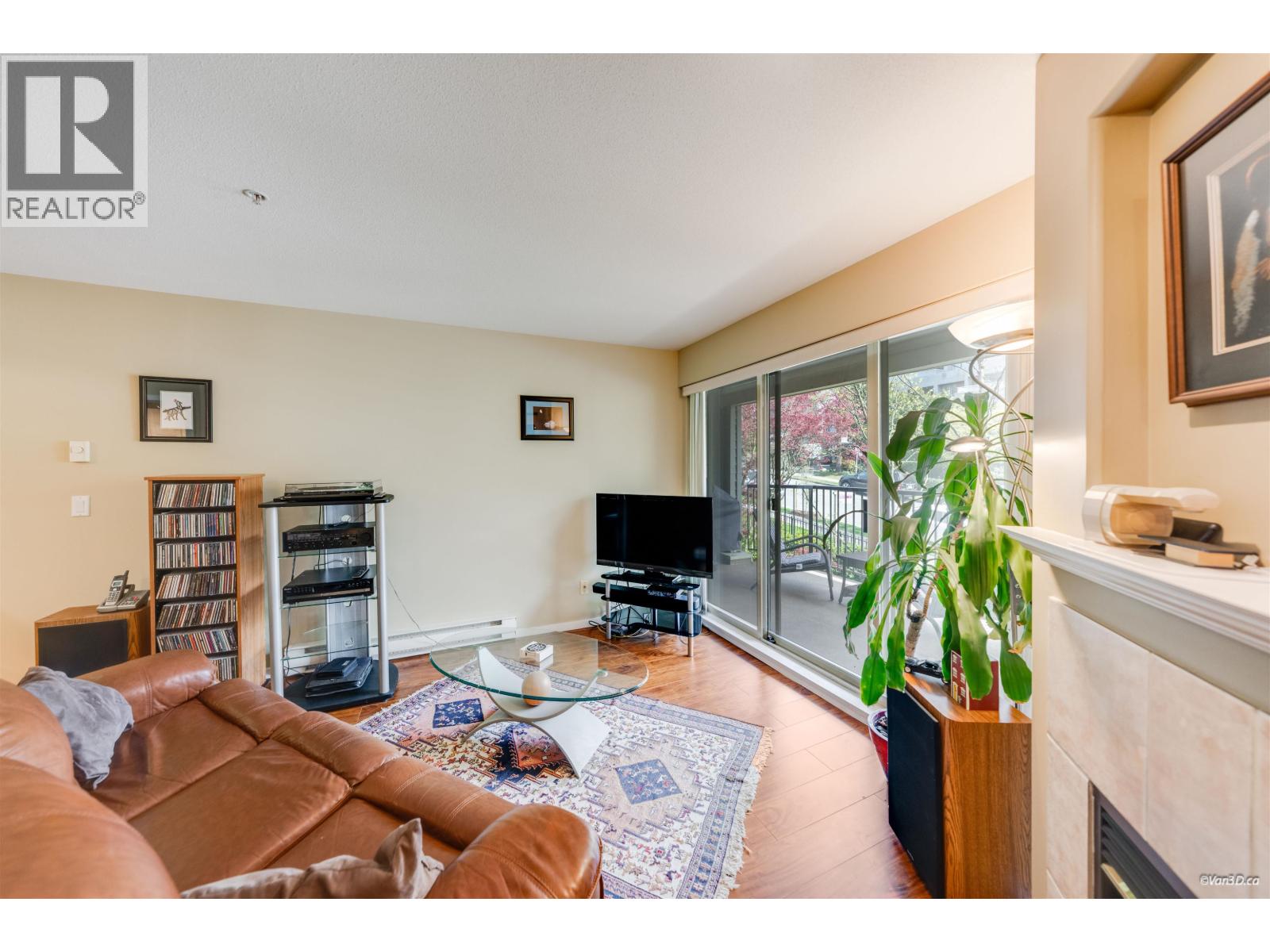 407 210 Eleventh Street, New Westminster, British Columbia  V3M 4C9 - Photo 1 - R3110701