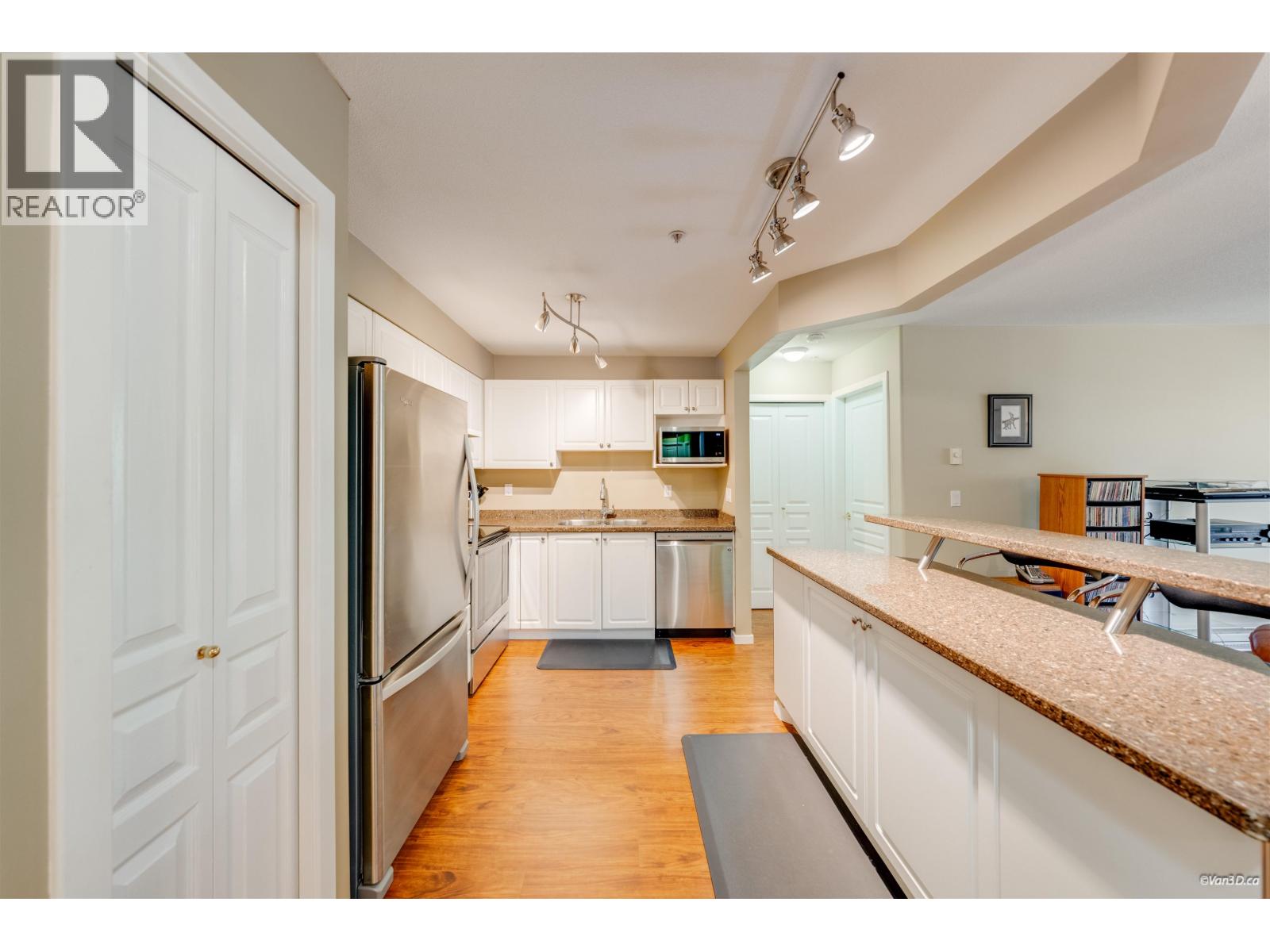 407 210 Eleventh Street, New Westminster, British Columbia  V3M 4C9 - Photo 17 - R3110701