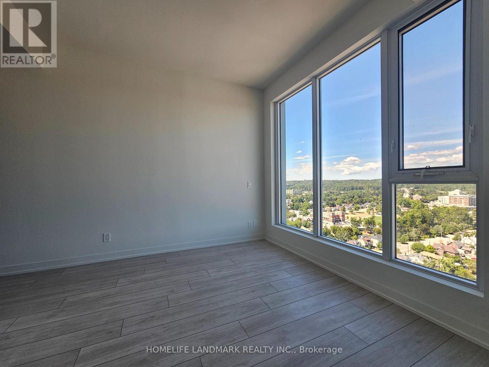 2104 - 39 Mary Street, Barrie (City Centre), Ontario  L4N 1S9 - Photo 7 - S12993424