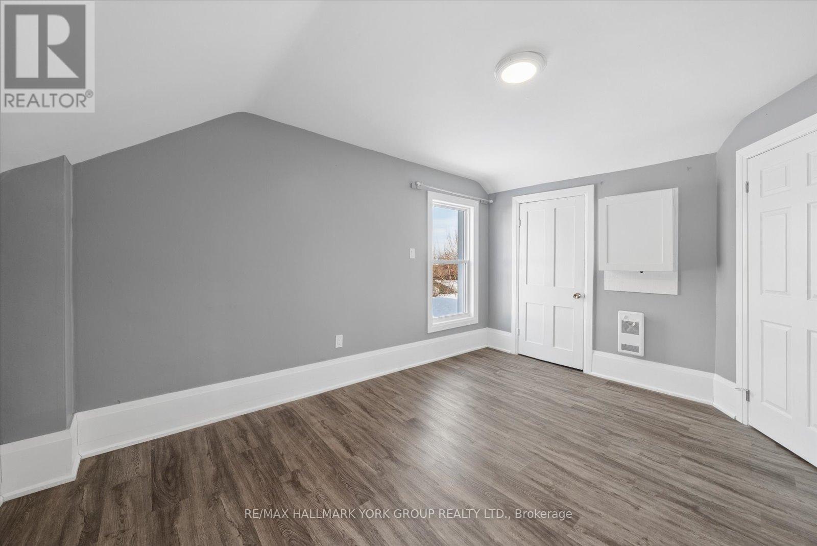 16 Albert Street N, Orillia, Ontario  L3V 5K1 - Photo 15 - S12993468