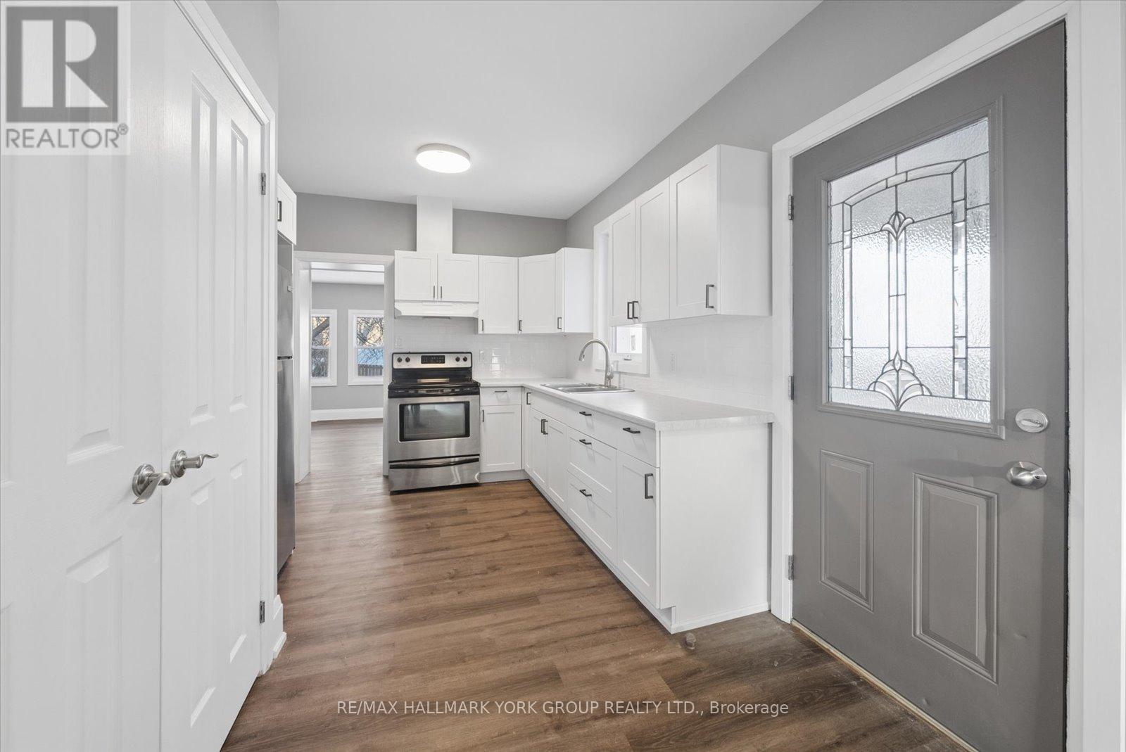 16 Albert Street N, Orillia, Ontario  L3V 5K1 - Photo 21 - S12993468