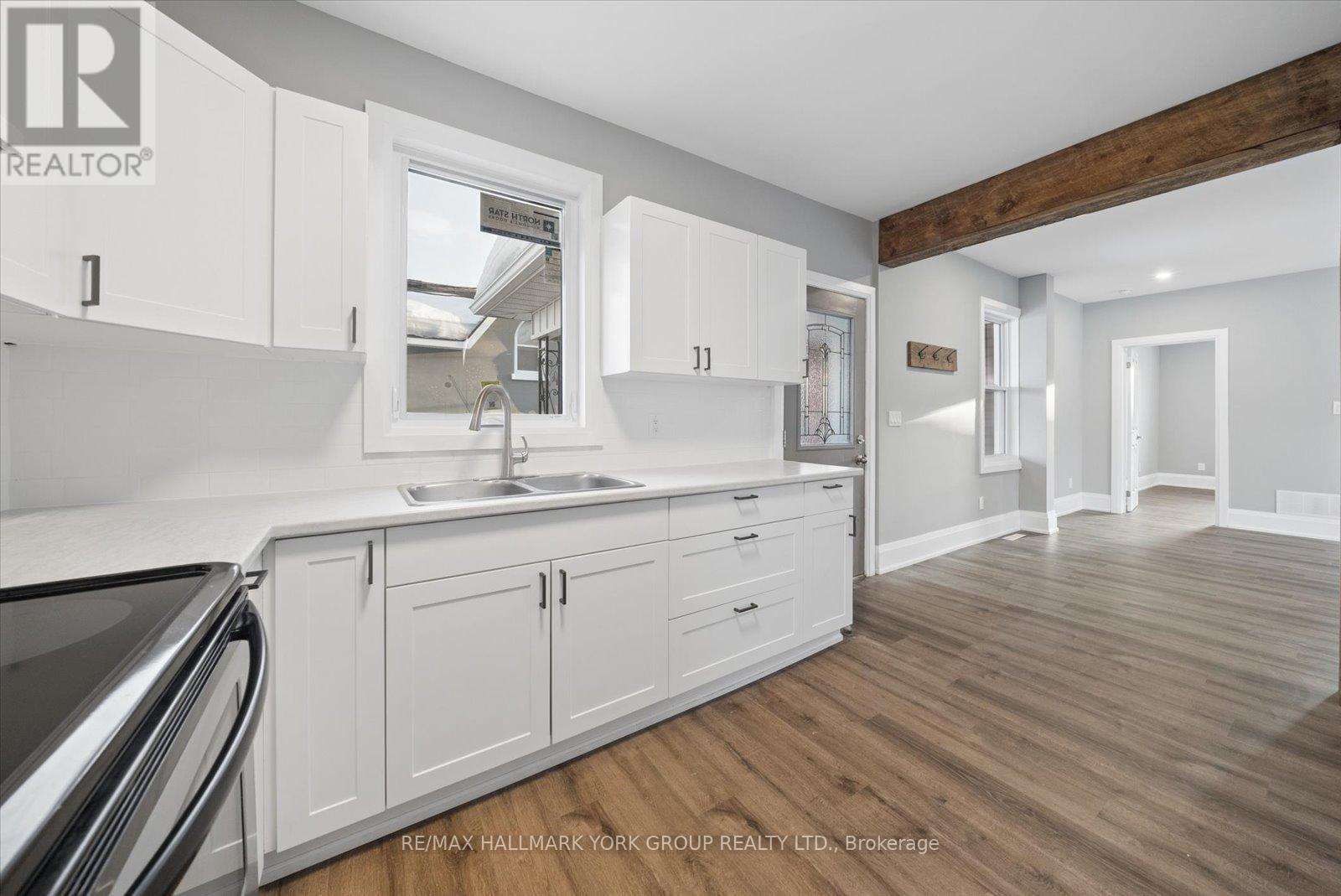 16 Albert Street N, Orillia, Ontario  L3V 5K1 - Photo 24 - S12993468