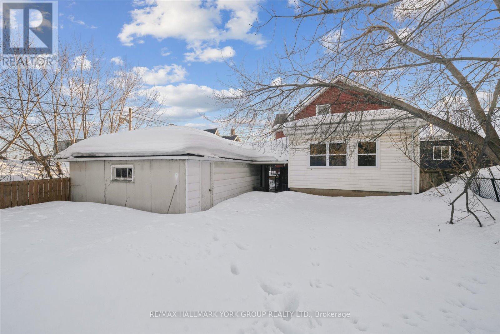 16 Albert Street N, Orillia, Ontario  L3V 5K1 - Photo 39 - S12993468