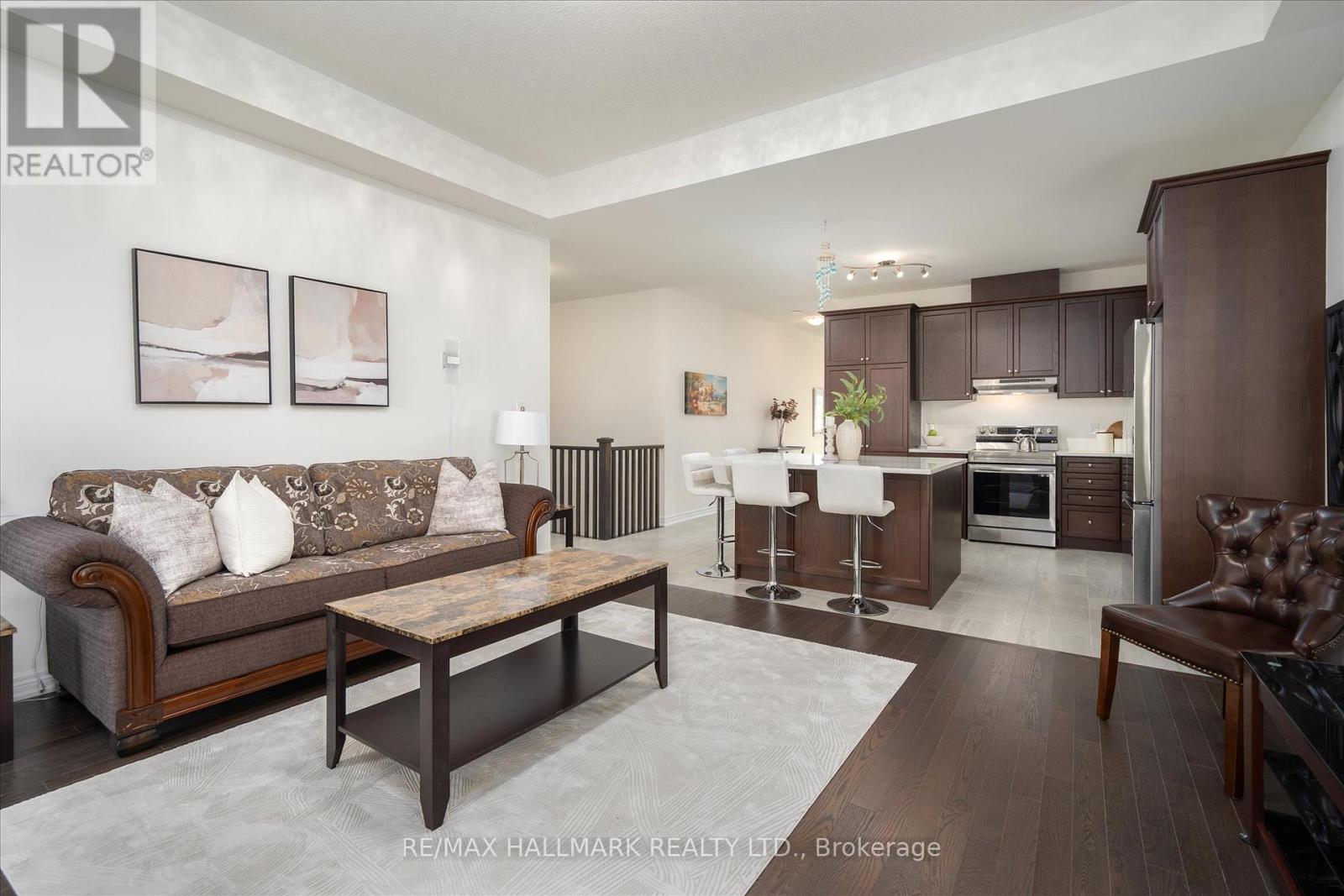 3 Gumtree Street, Brampton, Ontario  L6R 4C7 - Photo 9 - W12993422