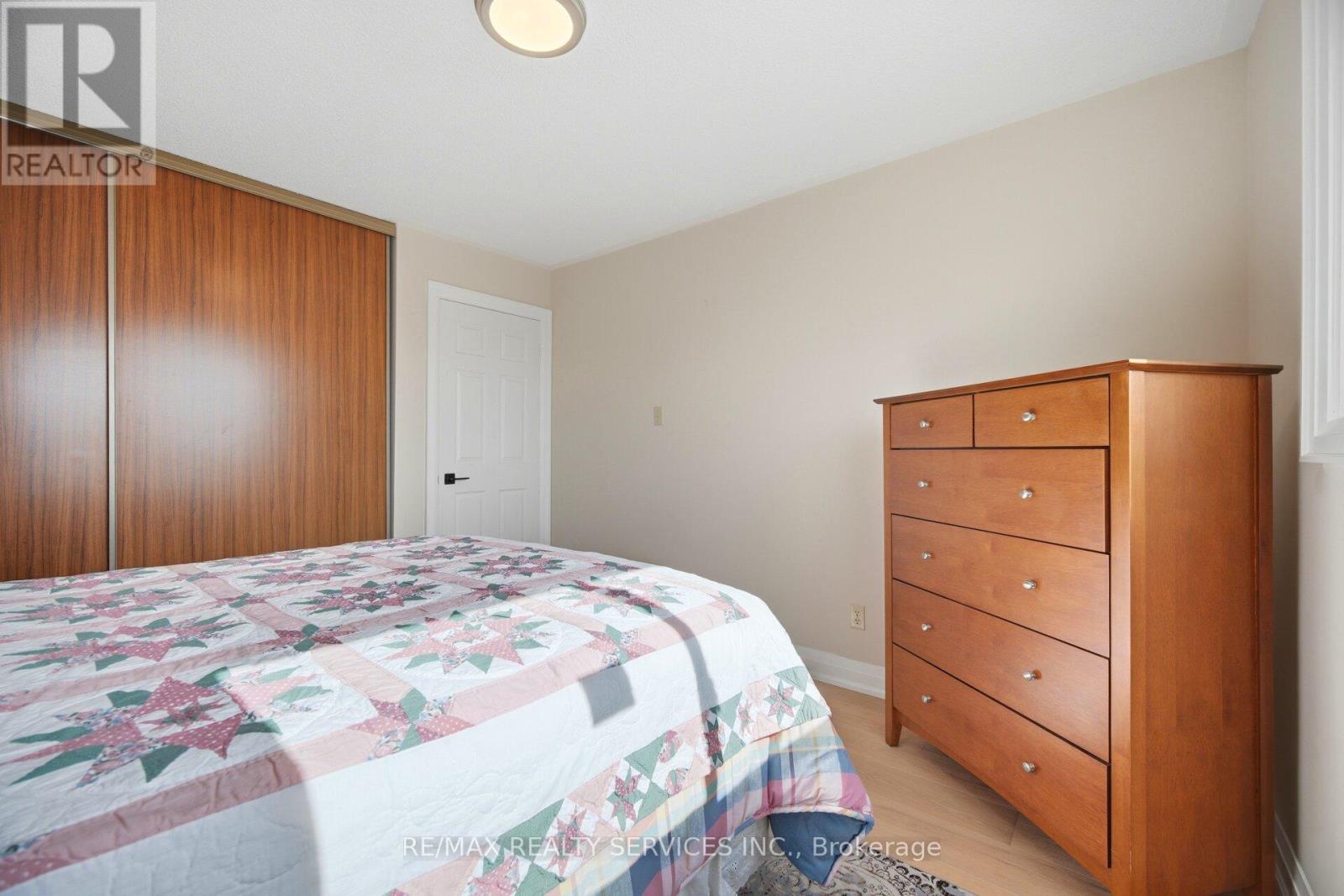 23 Newbury Crescent, Brampton, Ontario  L6S 5M3 - Photo 29 - W12993438