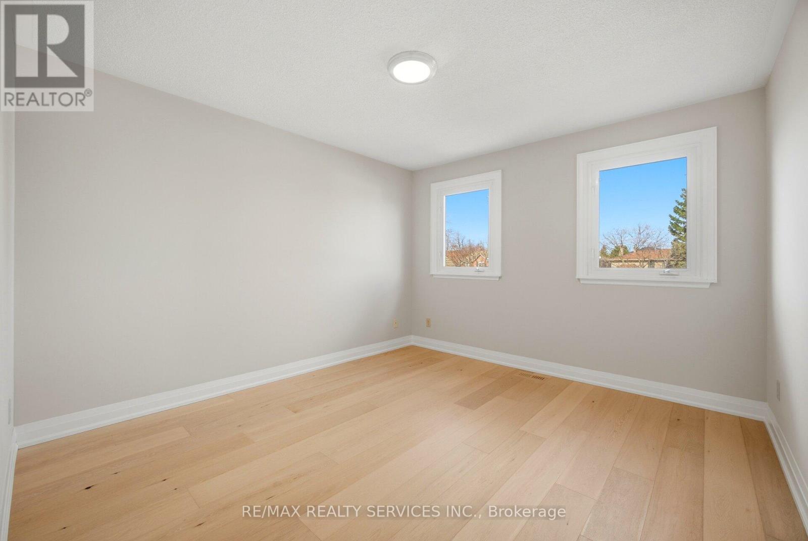 23 Newbury Crescent, Brampton, Ontario  L6S 5M3 - Photo 30 - W12993438