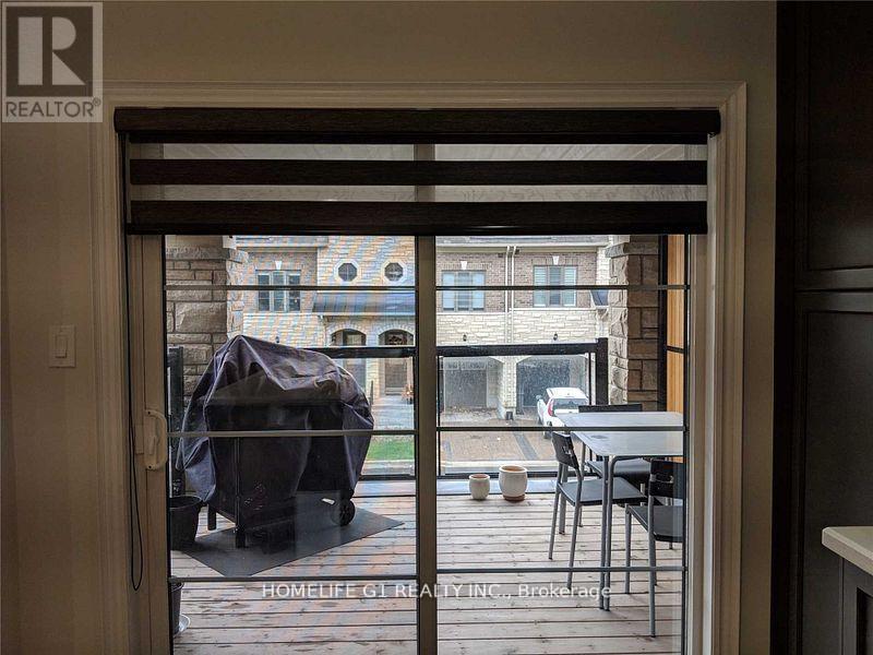 67 Dryden Way, Toronto, Ontario  M9R 0B2 - Photo 10 - W12993442