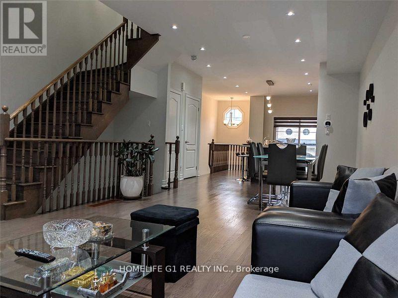 67 Dryden Way, Toronto, Ontario  M9R 0B2 - Photo 12 - W12993442