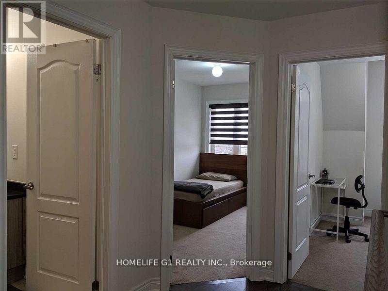 67 Dryden Way, Toronto, Ontario  M9R 0B2 - Photo 14 - W12993442