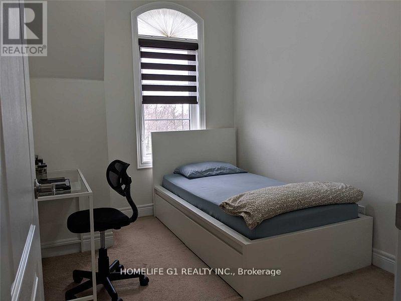 67 Dryden Way, Toronto, Ontario  M9R 0B2 - Photo 15 - W12993442