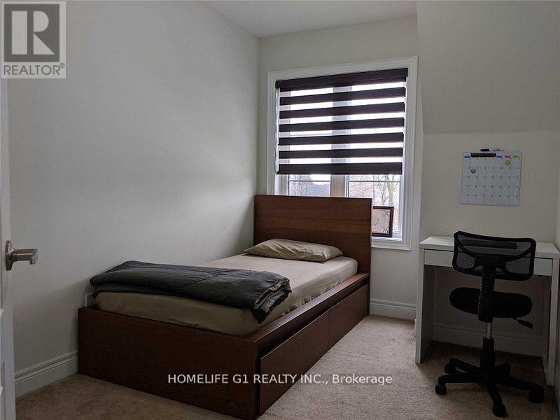 67 Dryden Way, Toronto, Ontario  M9R 0B2 - Photo 16 - W12993442