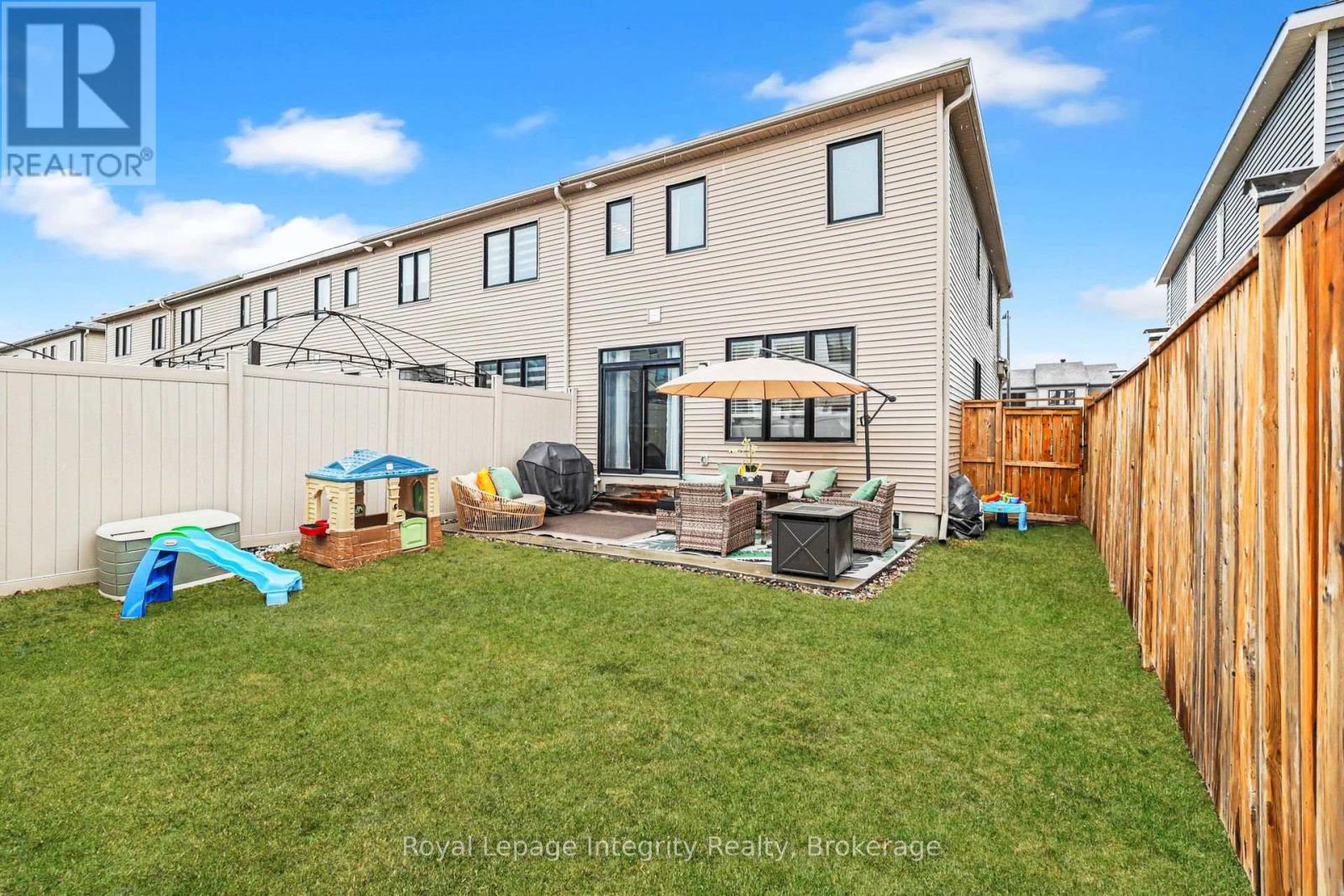 530 Cope Drive, Ottawa, Ontario  K2V 0N8 - Photo 29 - X12993408