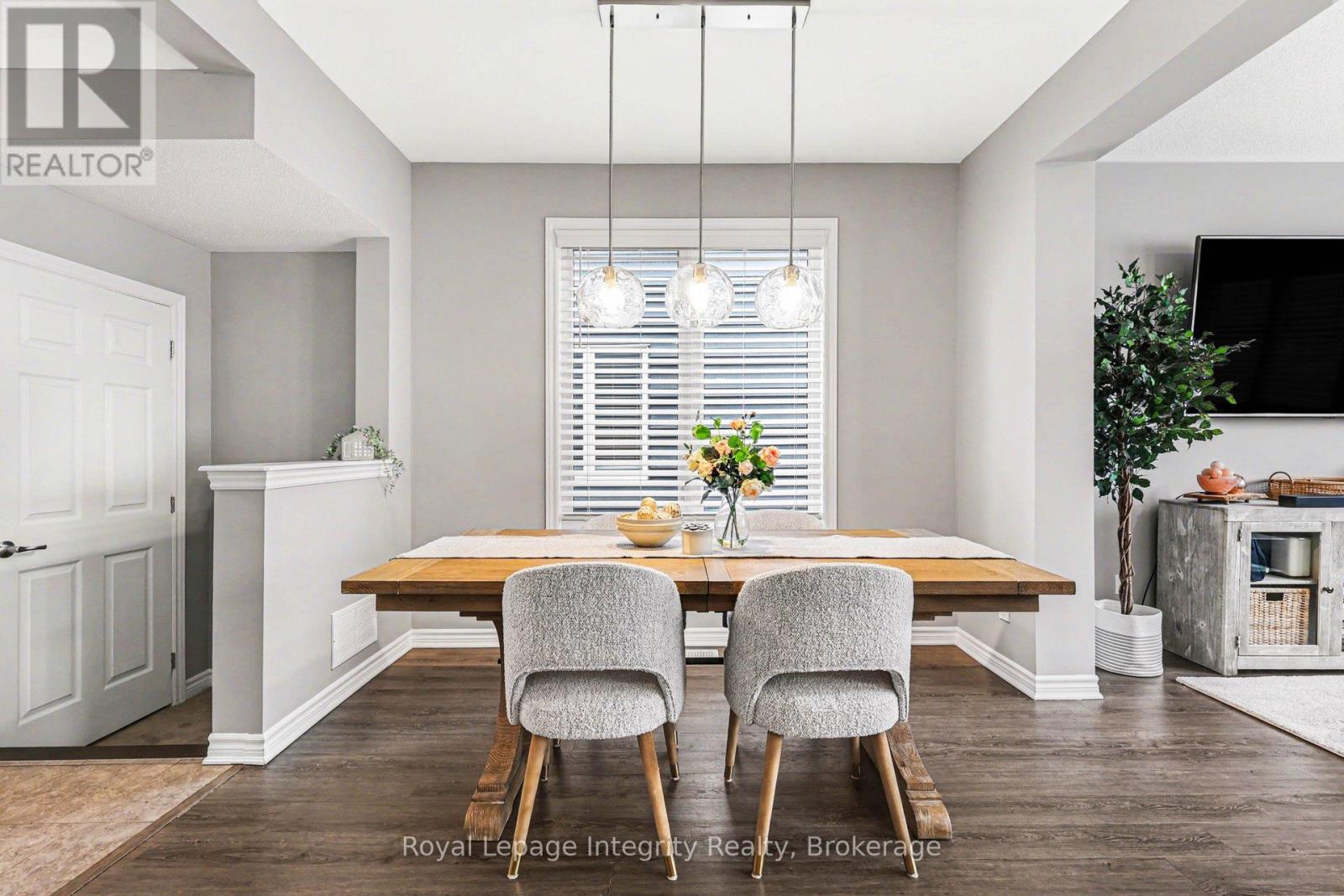 530 Cope Drive, Ottawa, Ontario  K2V 0N8 - Photo 7 - X12993408