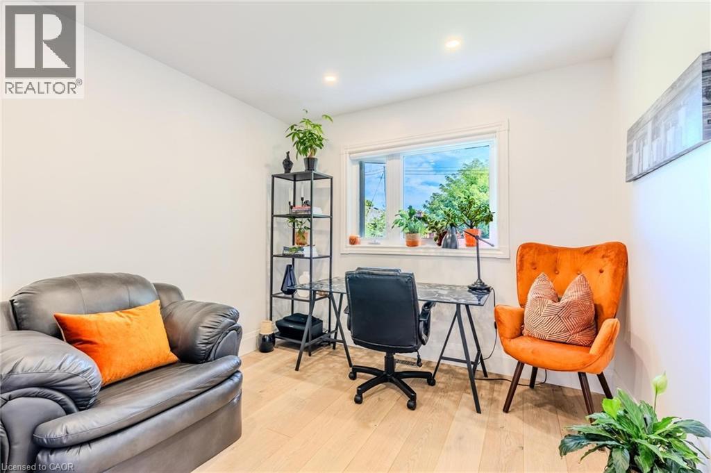 23 West Hampton Road, St. Catharines, Ontario  L2T 3E6 - Photo 25 - 40798208