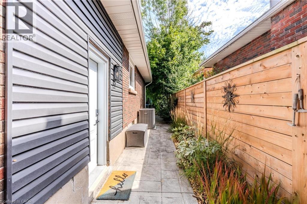 23 West Hampton Road, St. Catharines, Ontario  L2T 3E6 - Photo 41 - 40798208