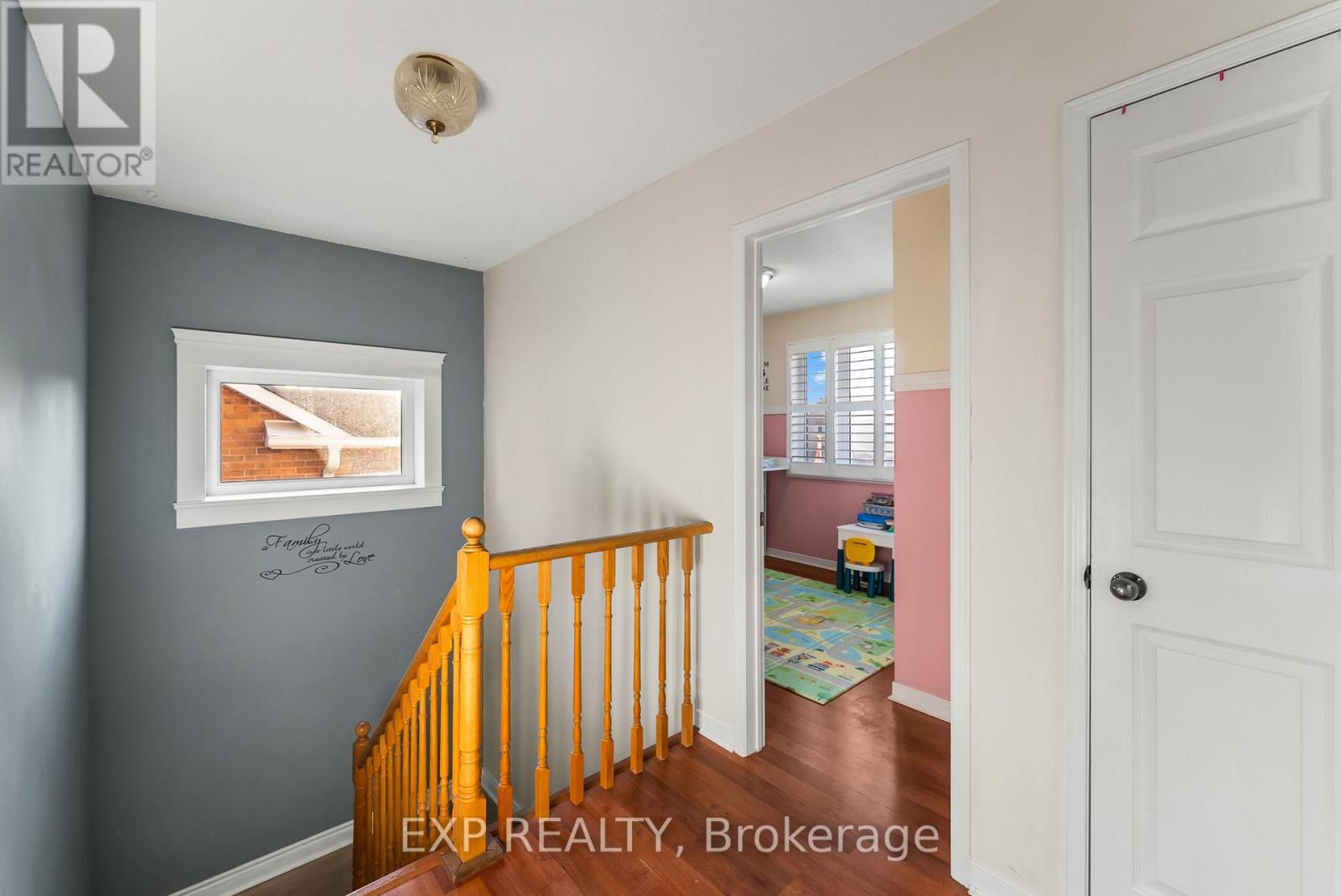 19 Natanya Boulevard, Georgina, Ontario  L4P 3R6 - Photo 17 - N12989390