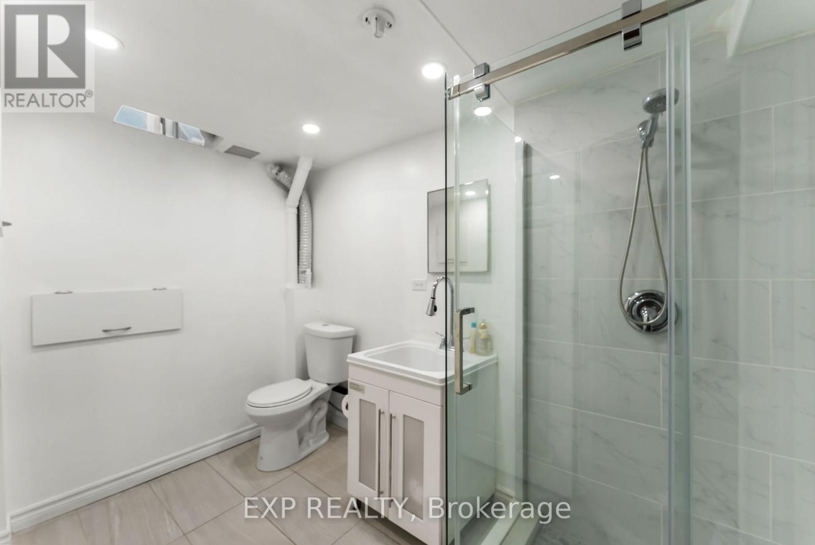 19 Natanya Boulevard, Georgina, Ontario  L4P 3R6 - Photo 28 - N12989390