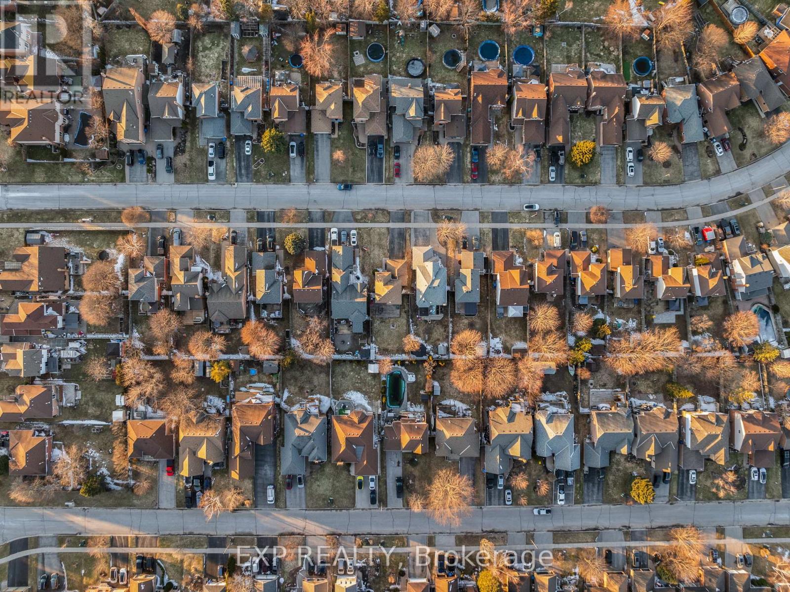 19 Natanya Boulevard, Georgina, Ontario  L4P 3R6 - Photo 36 - N12989390