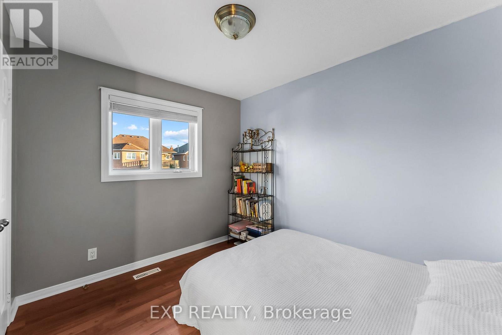 19 Natanya Boulevard, Georgina, Ontario  L4P 3R6 - Photo 24 - N12989390