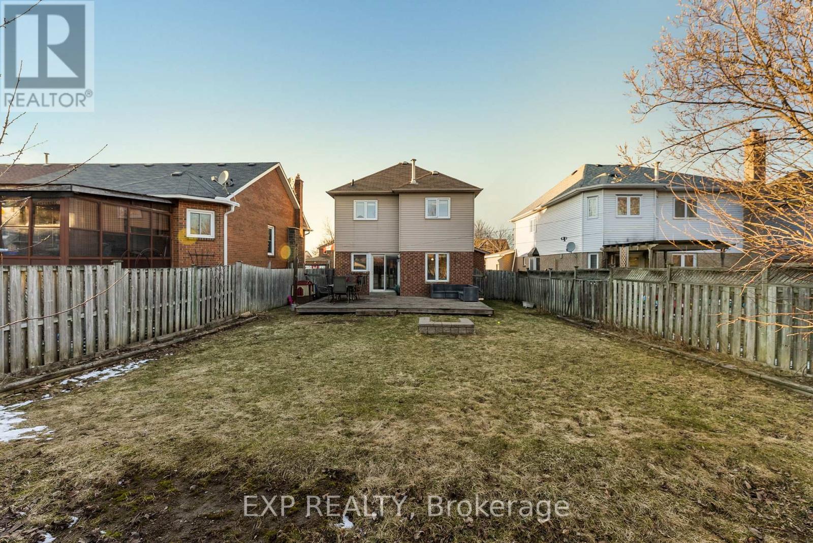 19 Natanya Boulevard, Georgina, Ontario  L4P 3R6 - Photo 32 - N12989390