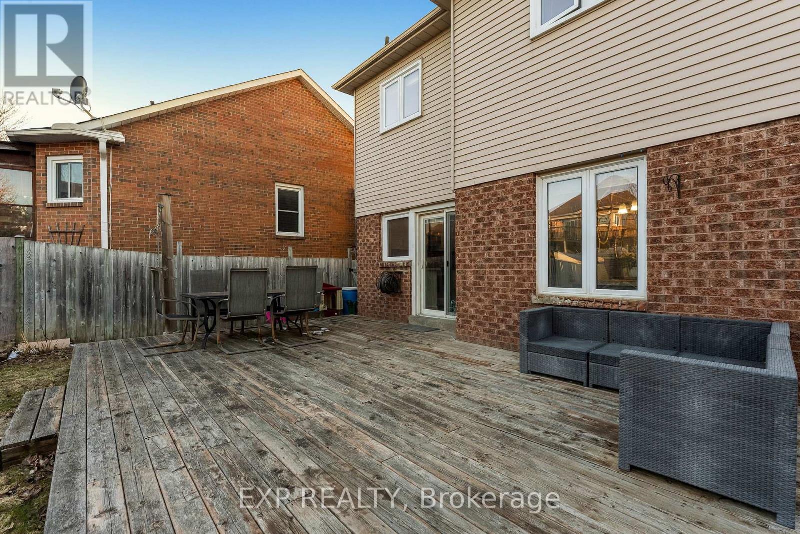 19 Natanya Boulevard, Georgina, Ontario  L4P 3R6 - Photo 30 - N12989390