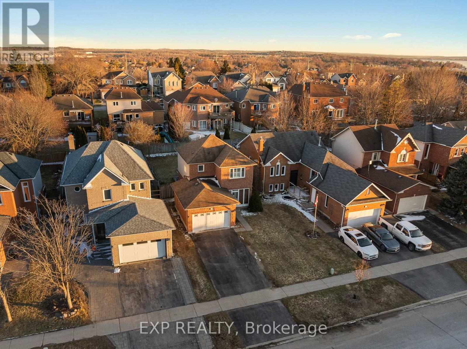 19 Natanya Boulevard, Georgina, Ontario  L4P 3R6 - Photo 38 - N12989390