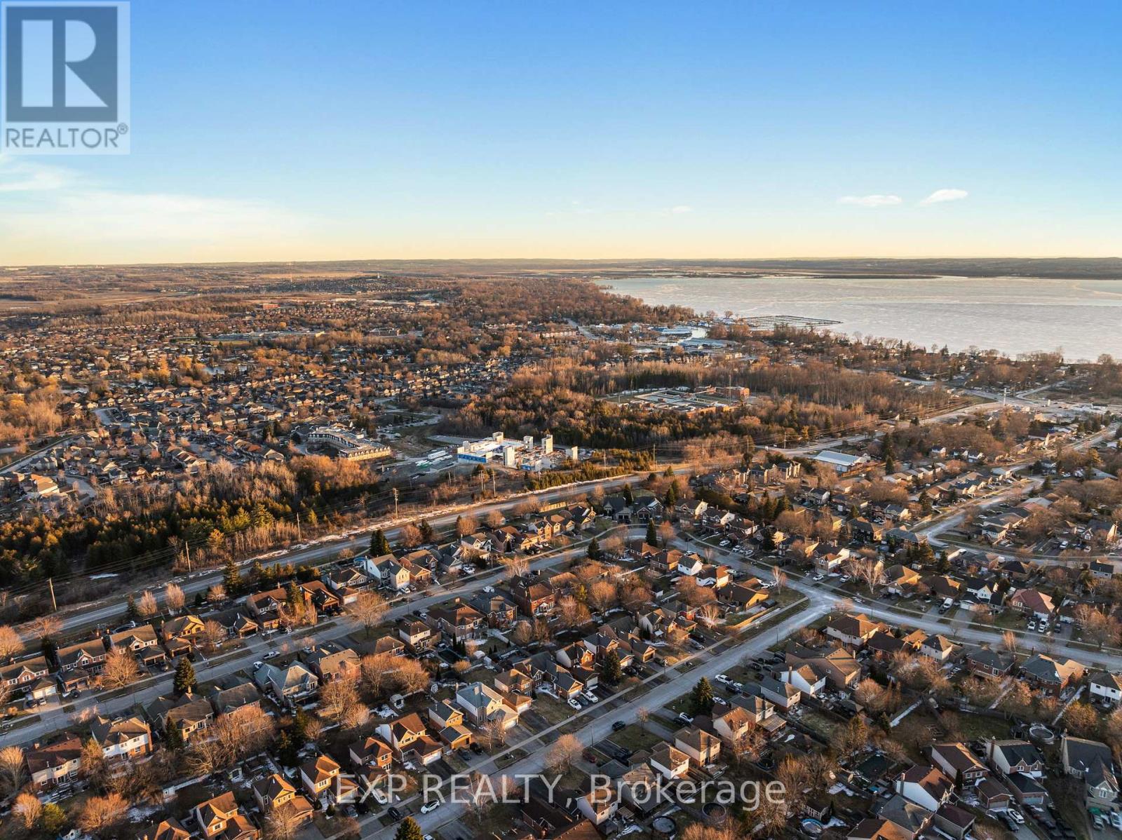 19 Natanya Boulevard, Georgina, Ontario  L4P 3R6 - Photo 37 - N12989390