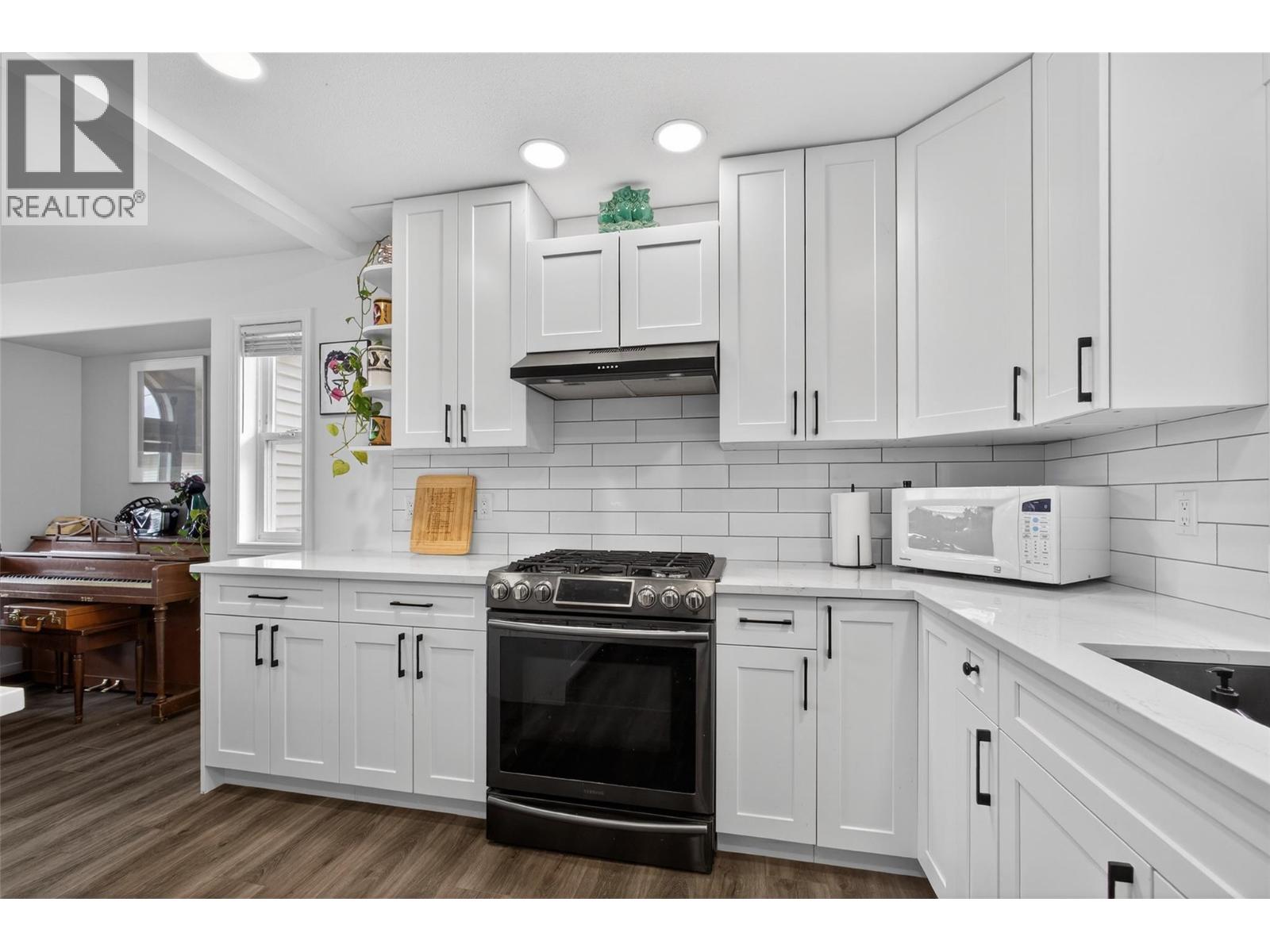 3026 Whispering Hills Drive, West Kelowna, British Columbia  V4T 2M9 - Photo 9 - 10382756