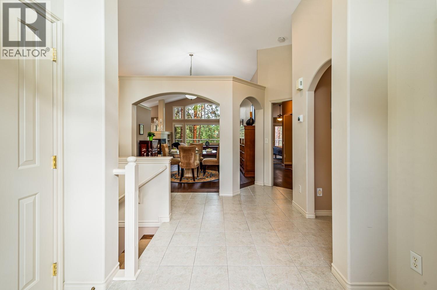 4141 Gallaghers Boulevard S, Kelowna, British Columbia  V1W 4V2 - Photo 2 - 10383227