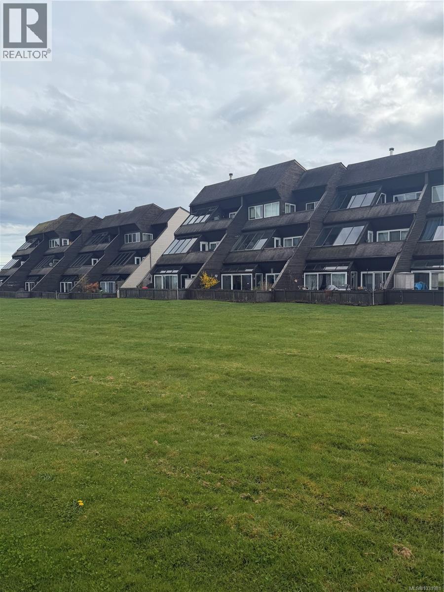 203 2740 Island Hwy S, Campbell River, British Columbia V9W 1C7 - Photo 3 - 1031981