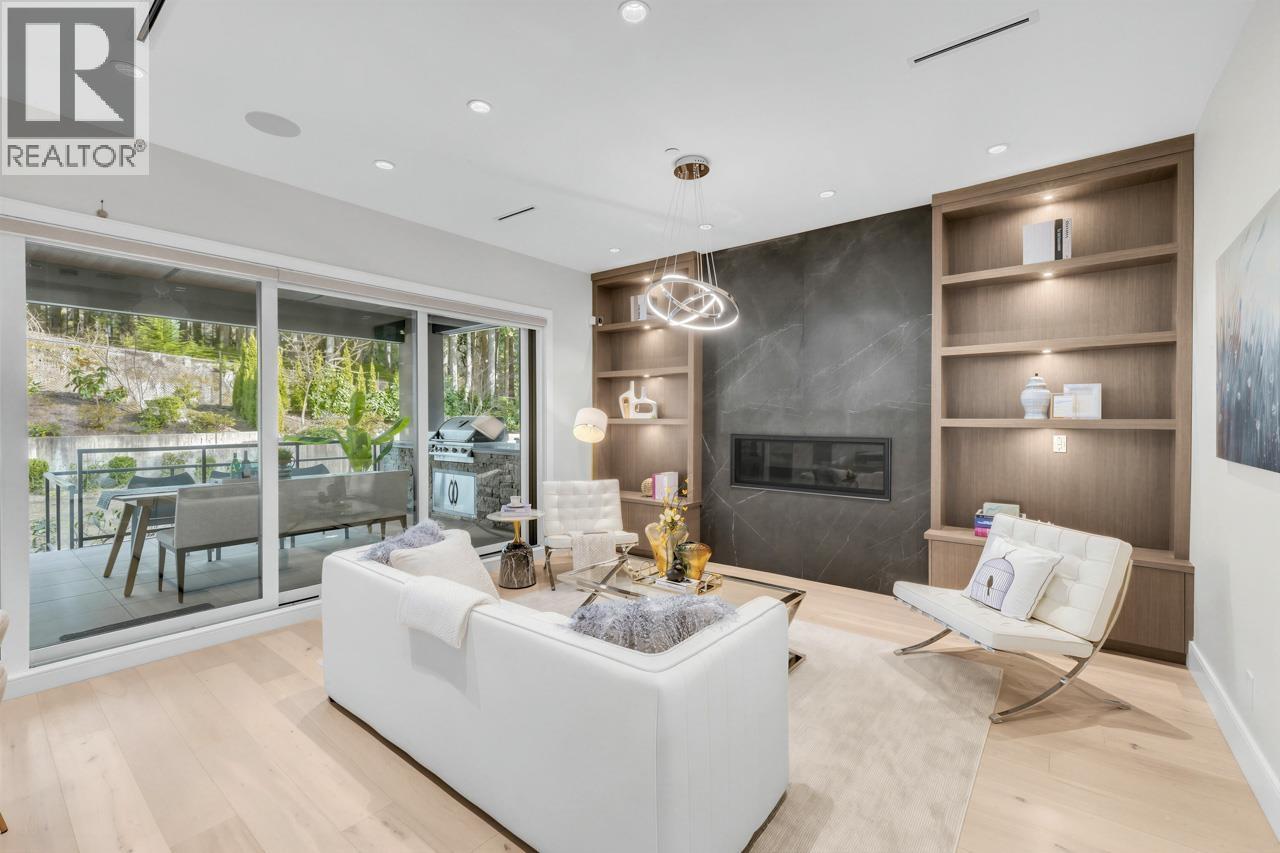 31 Glenmore Drive, West Vancouver, British Columbia  V7S 1A5 - Photo 4 - R3106609