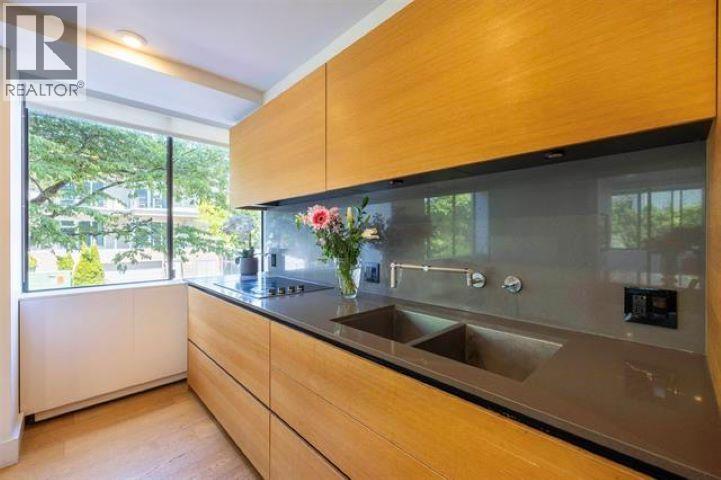 203 2167 Bellevue Avenue, West Vancouver, British Columbia  V7V 1C2 - Photo 12 - R3110807