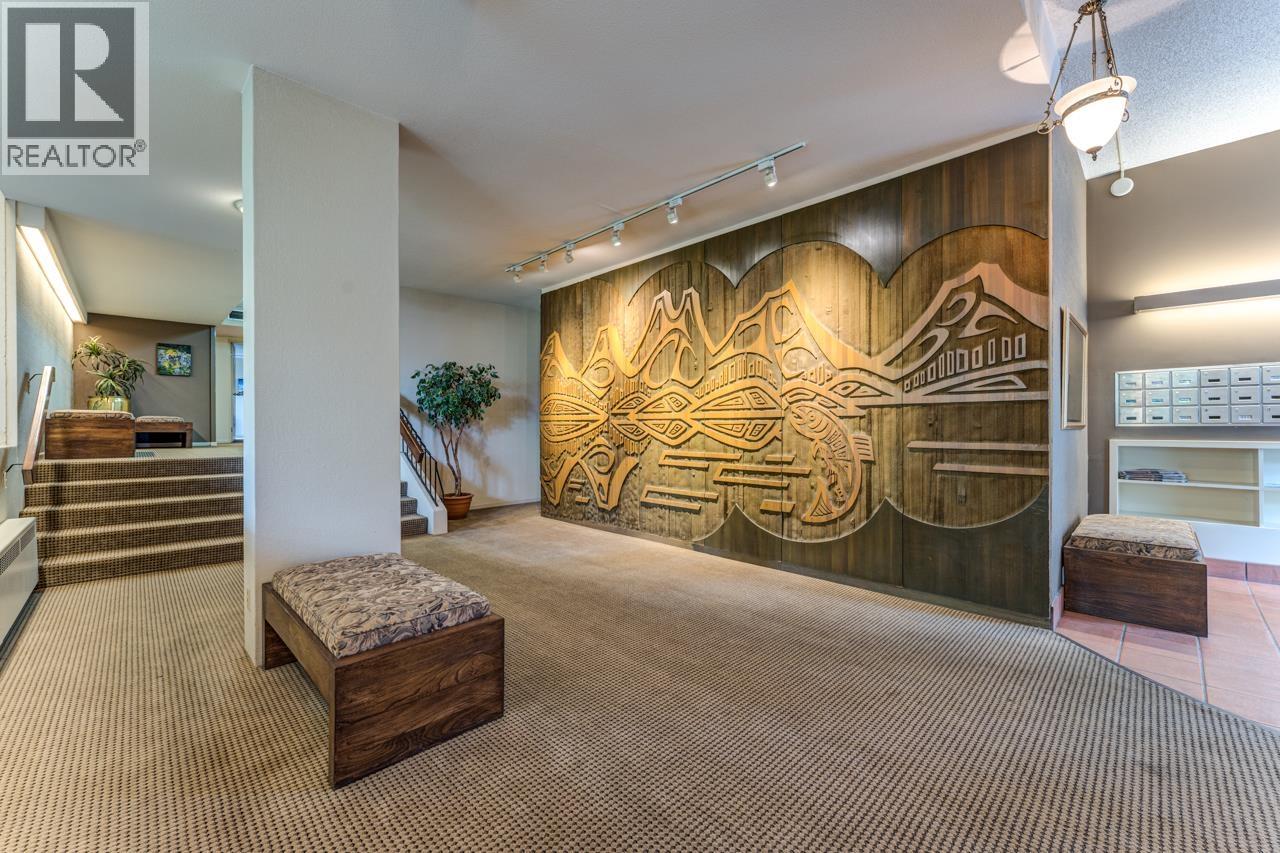 203 2167 Bellevue Avenue, West Vancouver, British Columbia  V7V 1C2 - Photo 5 - R3110807