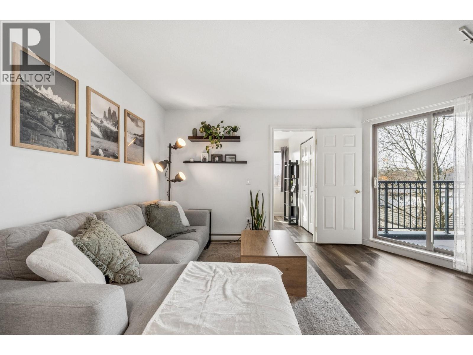 308 688 E 16th Avenue, Vancouver, British Columbia  V5T 2V4 - Photo 2 - R3110839