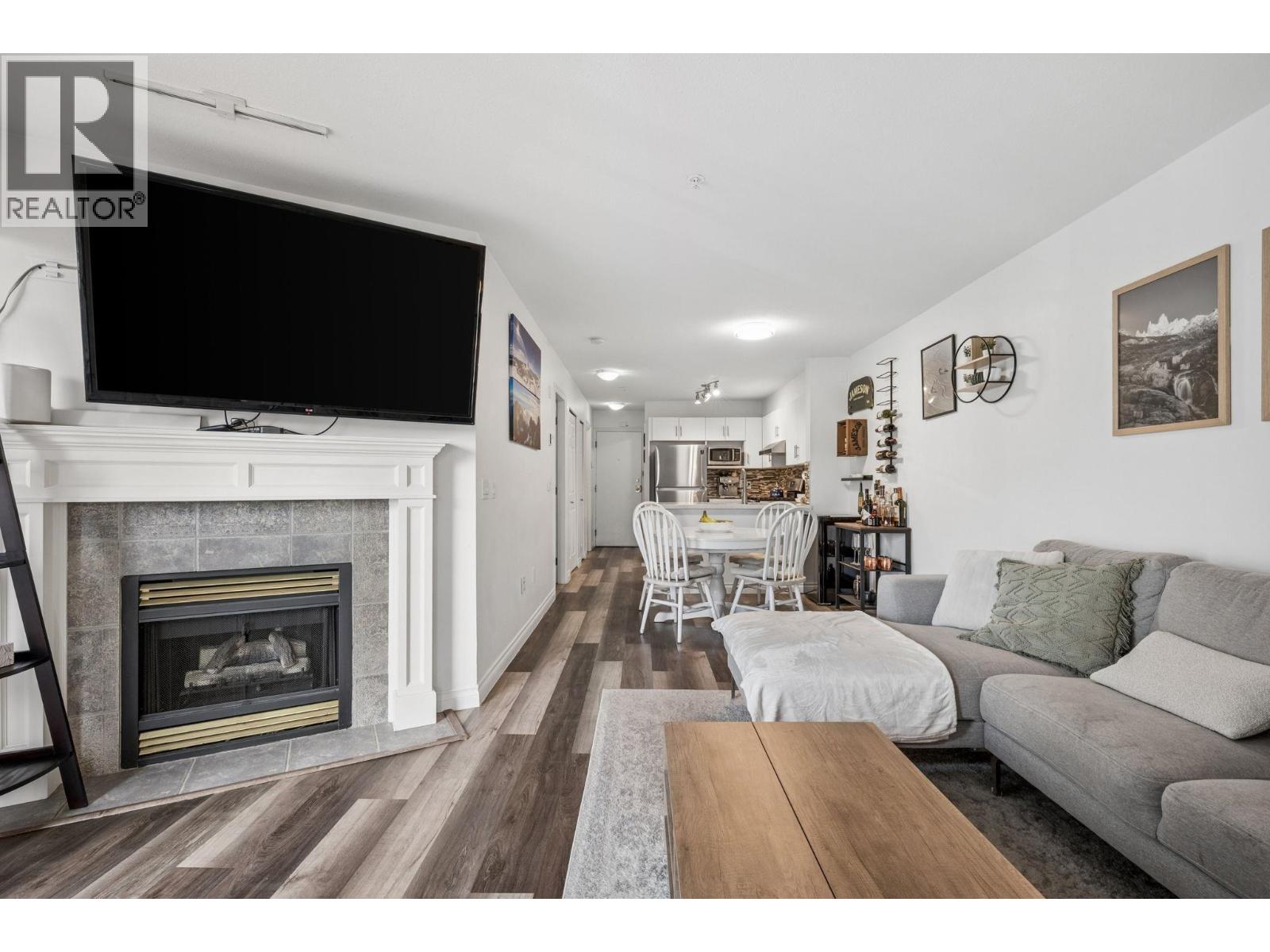 308 688 E 16th Avenue, Vancouver, British Columbia  V5T 2V4 - Photo 4 - R3110839