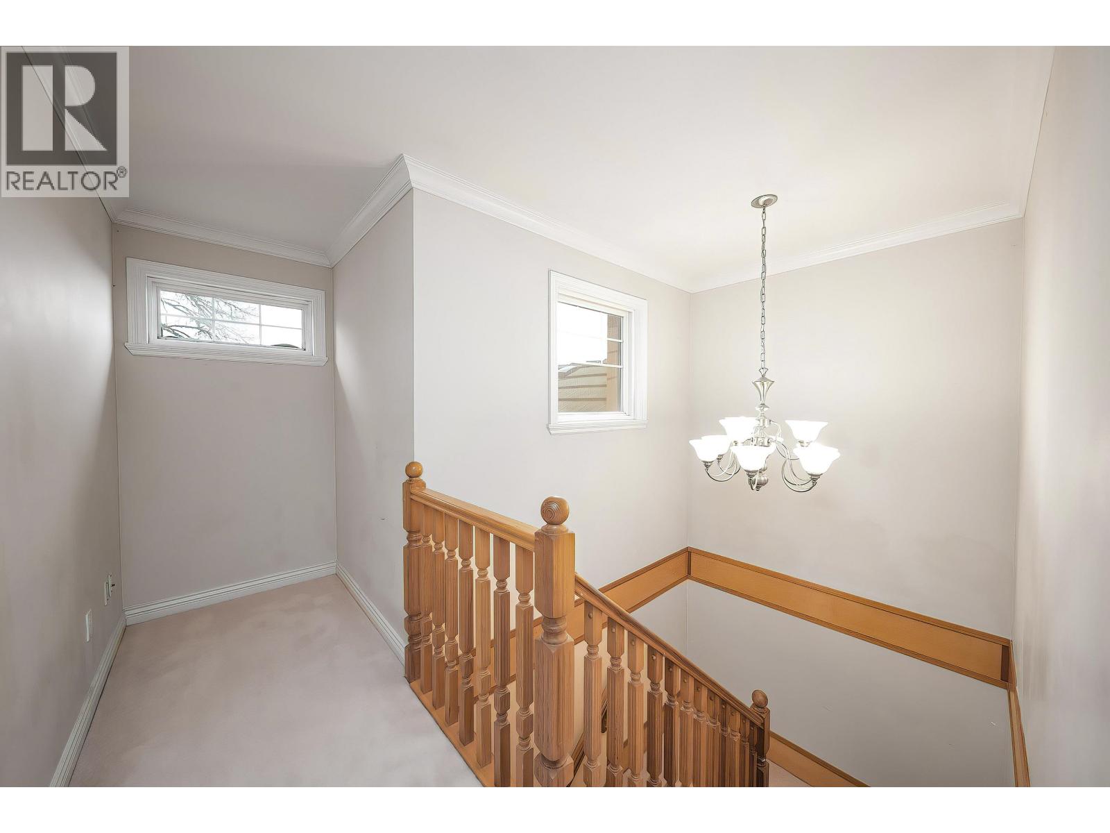 7431 14th Avenue Avenue, Burnaby, British Columbia  V3N 1Z8 - Photo 13 - R3110840