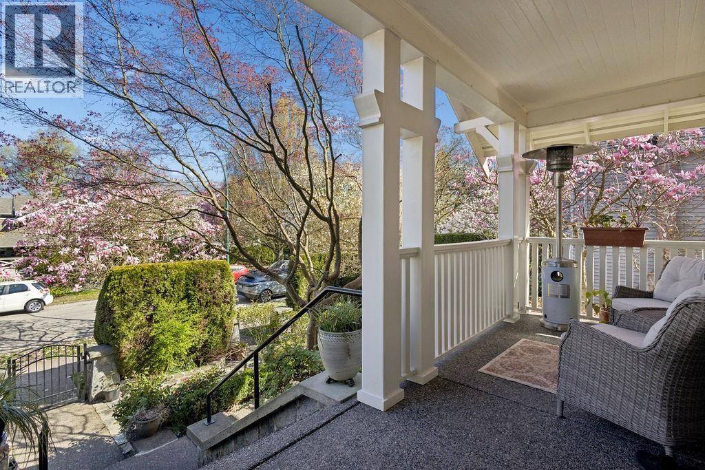 1956 W 14 Avenue, Vancouver, British Columbia  V6J 2K2 - Photo 2 - R3110849