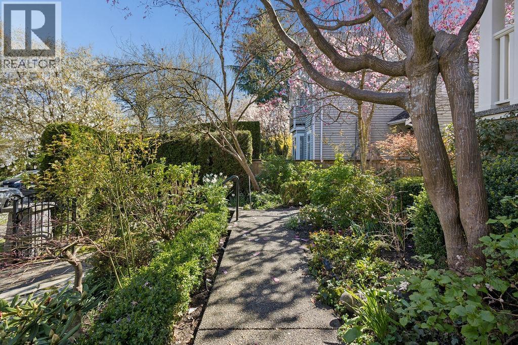 1956 W 14 Avenue, Vancouver, British Columbia  V6J 2K2 - Photo 33 - R3110849