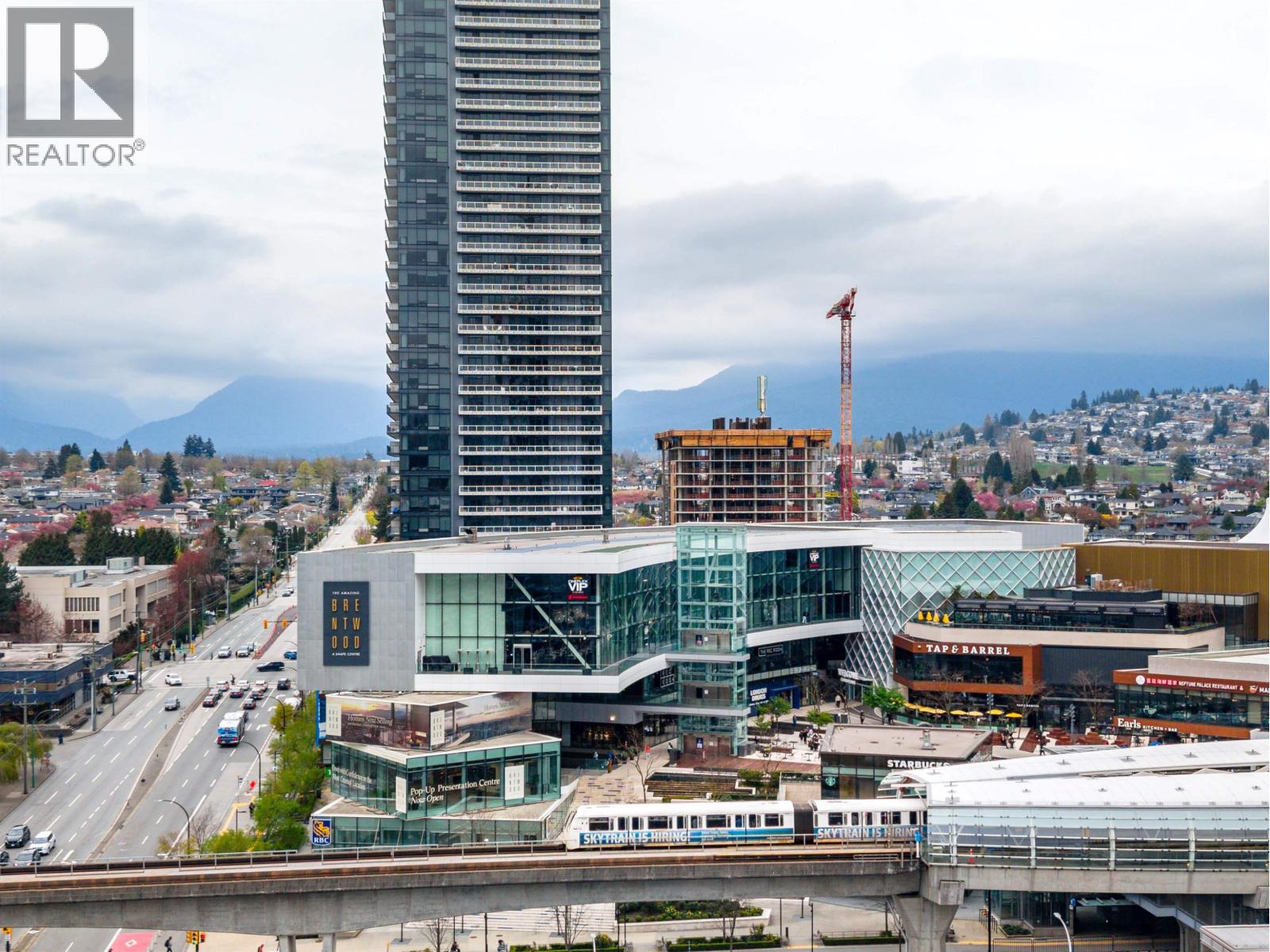 4605 4510 Halifax Way, Burnaby, British Columbia  V5C 0K4 - Photo 2 - R3110850