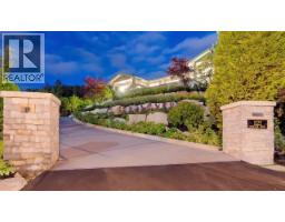 1122 HIGHLAND DRIVE, West Vancouver, British Columbia